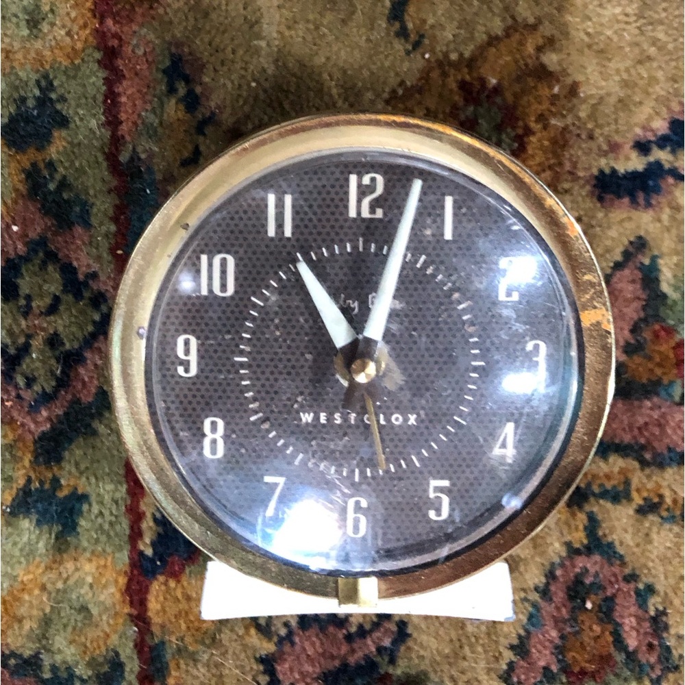 Functioning Wind-Up Shelf Alarm Clock!